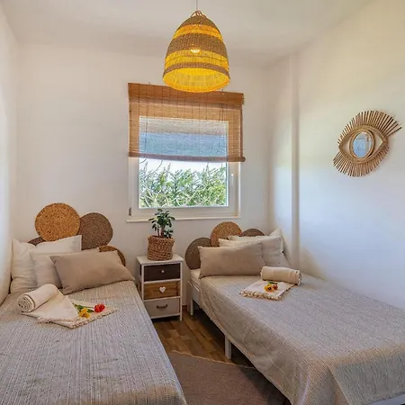 Fairyland בית נופש *