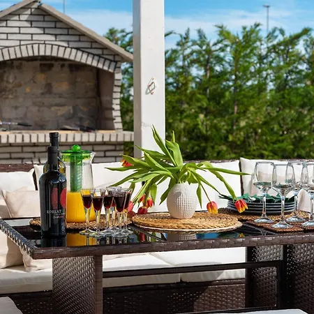 Fairyland בית נופש *